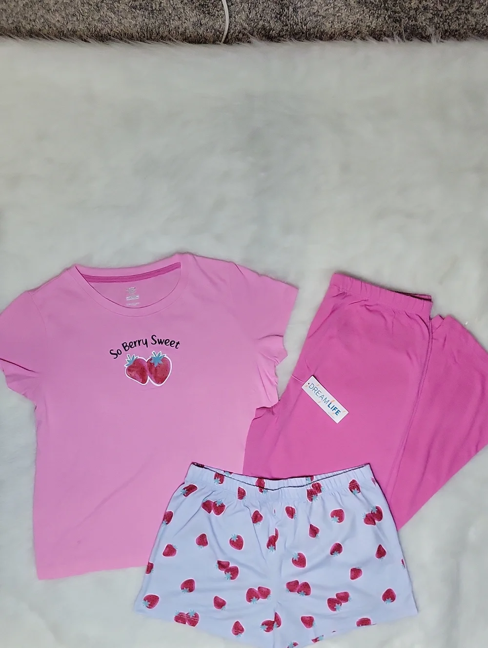 DreamLife Pink 'So Berry Sweet' Girls (3pc.) Pajama Set Size: 10/12